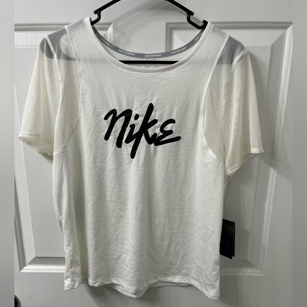 Nike Dry-Fit Short Sleeve T-Shirt Black White Size XL Mesh Sleeveles
